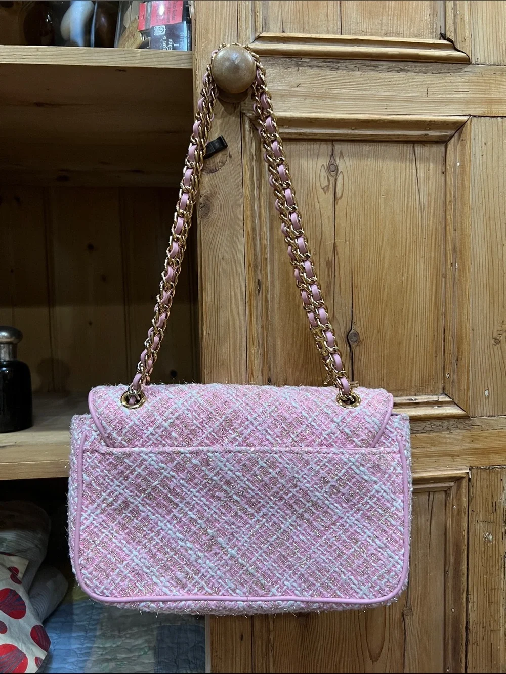 Karl Lagerfeld chic pink